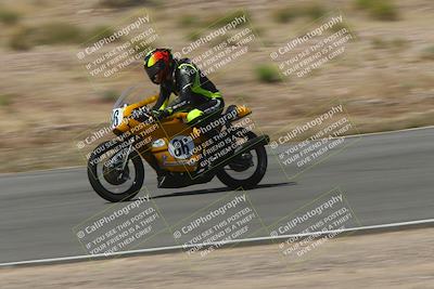 media/Apr-20-2025-AHRMA (Sun) [[393a79c373]]/Race/Group 2/Turn 4b/